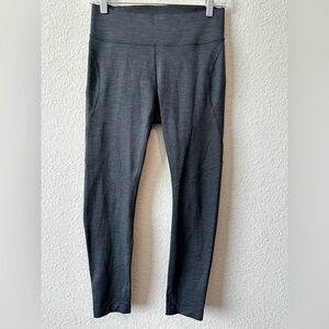 Outdoor Voices Space Dye Warm Up
Cropped Leggings, Charcoal Gray/Black, Size M
